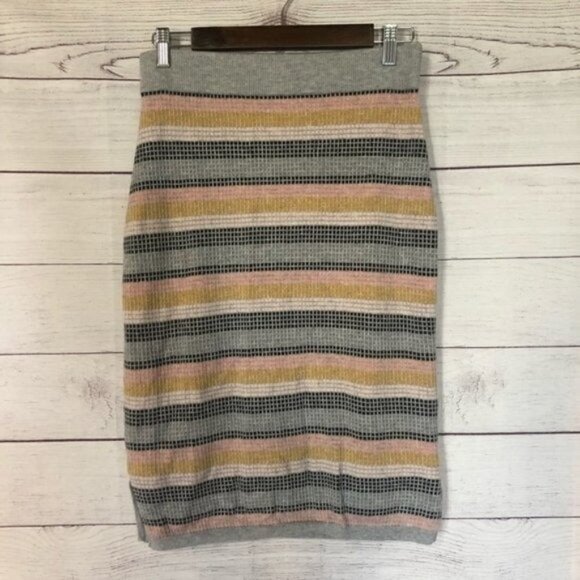 Boden Gray & Pink Wool Stripe Knit Knee Length Pencil Skirt 8 - Picture 3 of 4